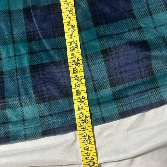 ARIA COLLECTION Green Blue Black Plaid Fleece Gown 2X Long Sleeves Buttoned Neck - Picture 7 of 8